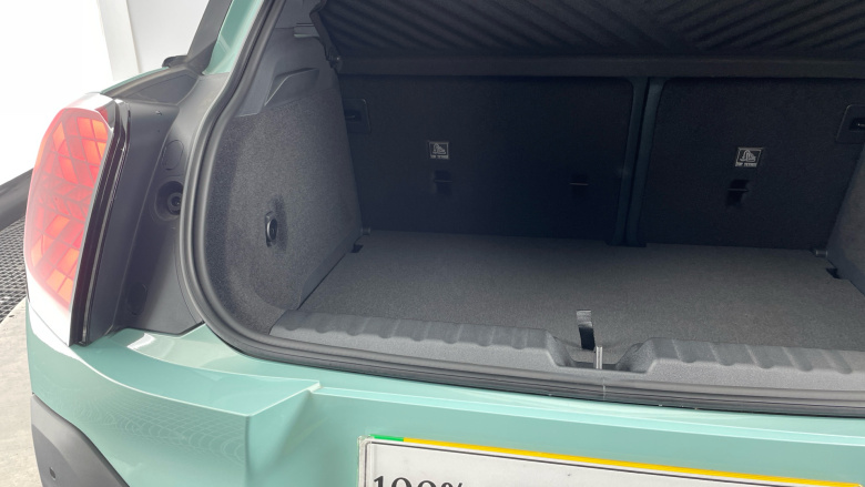 MINI Aceman 135kW E Classic 43kWh 5dr Auto Electric Hatchback